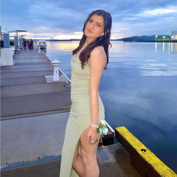 sage green sequin cowl neck windsor prom dress size s - Picture 3 of 8